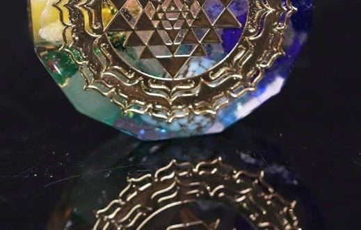 SRI YANTRA ORGONITE NECKLACE Epoxy Stone Gravel Pendant Seven Chakra Energy Yoga Necklace